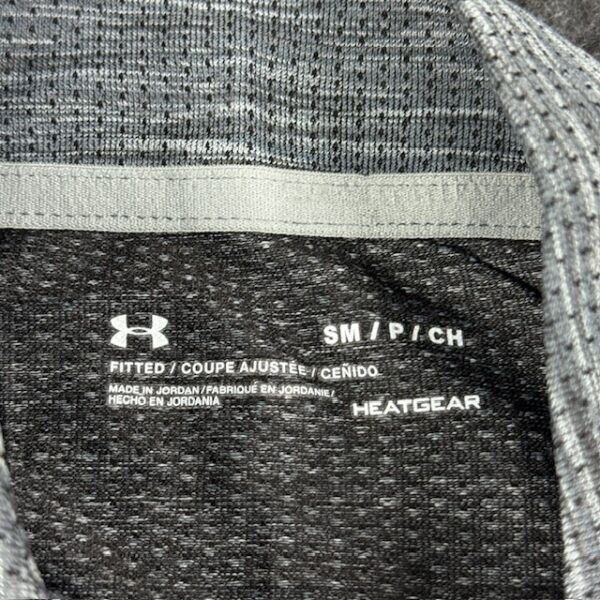 UNDER ARMOUR HEATGEAR FITTED T-SHIRT - S/M - Image 3