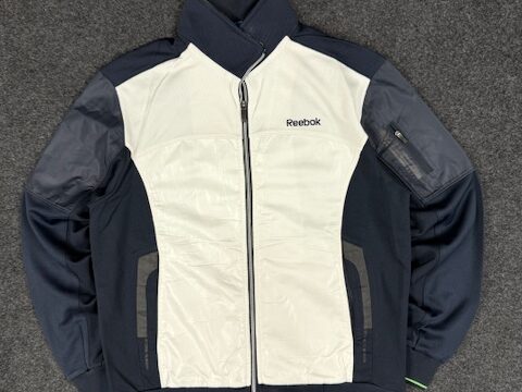 REEBOK ACTIVEWEAR SPORTS JACKET - MEDIUM