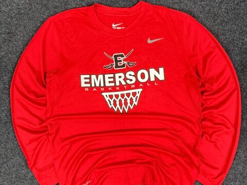 THE NIKE TEE DRI FIT ATHLETIC CUT T-SHIRT - SMALL