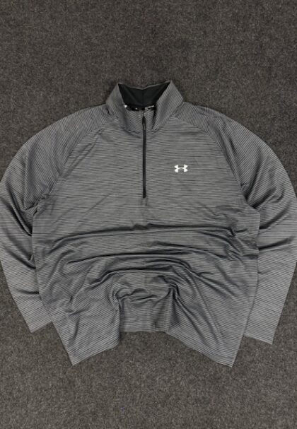 Under armour activewear sports T-shirt - XL