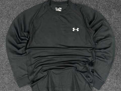 UNDER ARMOUR ACTIVEWEAR FITTED T-SHIRT - SMALL