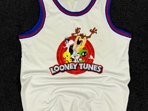 LOONEY TUNES JERSEY - LARGE