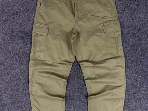 UNIQLO OLIVE GREEN CARGO PANT - W30 L37