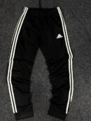 Adidas activewear joggers pant - MEDIUM