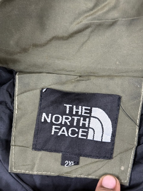 The north face olive green windbreaker jacket – men’s xl | lightweight outdoor jacket The North Face Olive Green Windbreaker Jacket – Men’s XL | Lightweight Outdoor Jacket - Image 3
