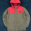 The North Face Dual-Tone Hooded Winter Jacket – | Medium – – MyThriftKart