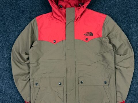 The North Face Dual-Tone Hooded Winter Jacket – | Medium