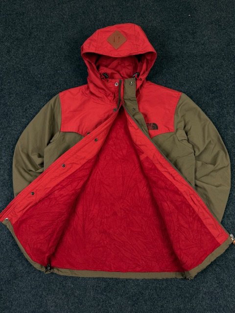The north face dual-tone hooded winter jacket – | medium The North Face Dual-Tone Hooded Winter Jacket – | Medium - Image 3
