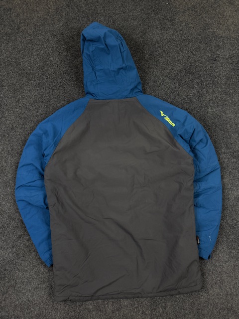 Mizuno hooded padded winter jacket – blue & grey | zip-up | size m Mizuno Hooded Padded Winter Jacket – Blue & Grey | Zip-Up | Size M - Image 5