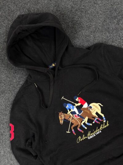 POLO MEISDO BLACK HOODIE – MEDIUM