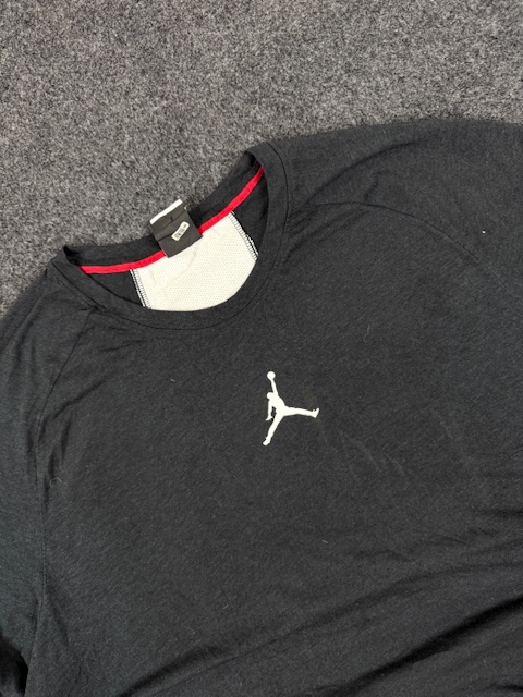 Jordan dri-fit long sleeve performance t-shirt | size 2xl–3xl Jordan Dri-Fit Long Sleeve Performance T-Shirt | Size 2XL–3XL - Image 2