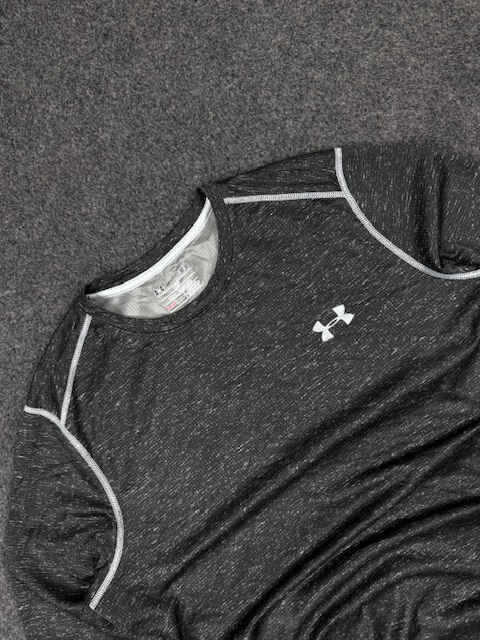 Under armour heatgear loose long sleeve training top (m/l) Under Armour HeatGear Loose Long Sleeve Training Top (M/L) - Image 2