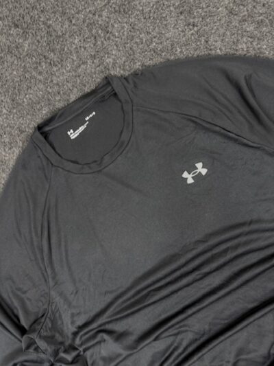 Under Armour Black Long Sleeve Performance T-Shirt L/XL