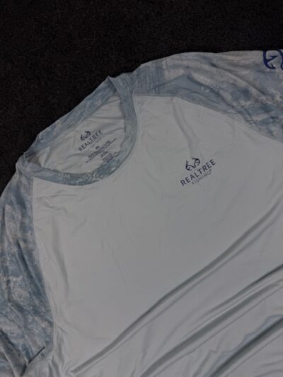 Realtree Fishing Full Sleeve Performance T-Shirt – Light Blue Camo Sleeves (Size 2XL/3XL)