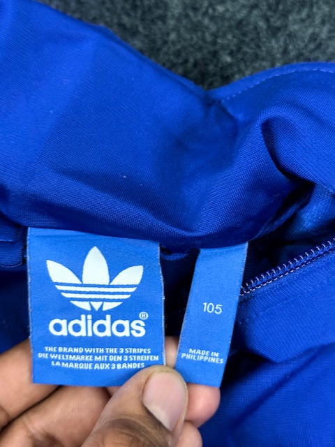 Adidas originals blue 3 stripe track jacket – trefoil logo full zip (size xl) Adidas Originals Blue 3 Stripe Track Jacket – Trefoil Logo Full Zip (Size XL)