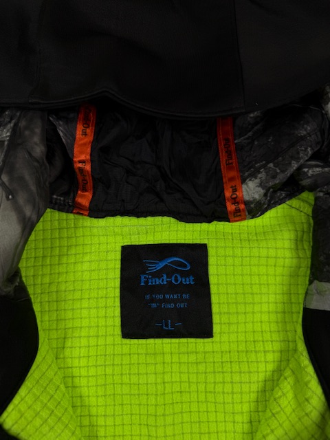 Find-out black hooded sports jacket – premium zip winter jacket (size l/xl) Find-Out Black Hooded Sports Jacket – Premium Zip Winter Jacket (Size L/XL) - Image 3