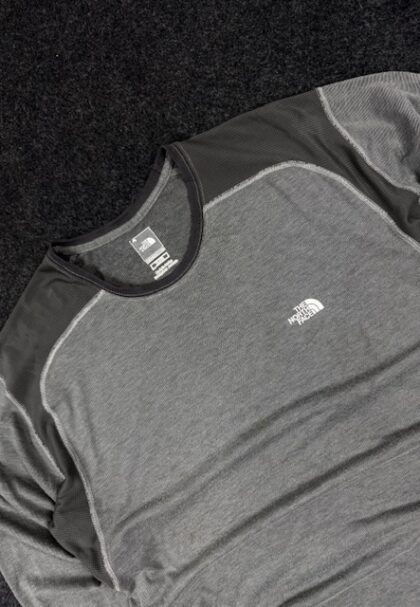 Home The North Face Performance Long Sleeve Training T-Shirt Grey (Size XL/XXL)