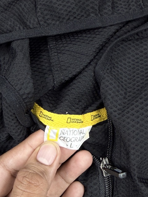 National geographic hooded performance jacket men’s l black full zip stretch outdoor activewear National Geographic Hooded Performance Jacket Men’s L Black Full Zip Stretch Outdoor Activewear - Image 3