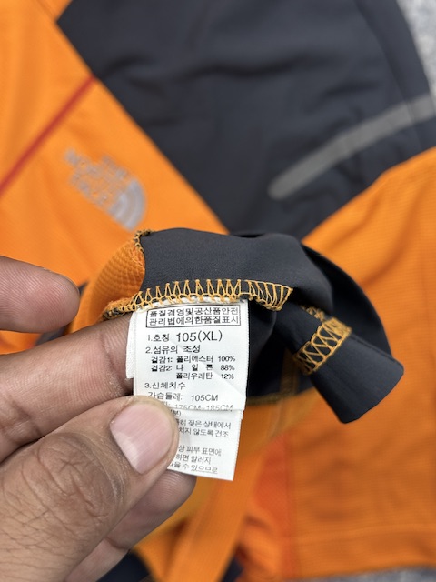 The north face summit series orange performance t-shirt – l The North Face Summit Series Orange Performance T-Shirt – L - Image 4