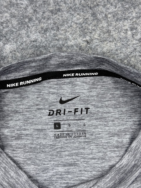 Nike dri-fit running performance t-shirt l/xl grey athletic training tee Nike Dri-FIT Running Performance T-Shirt L/XL Grey Athletic Training Tee - Image 3