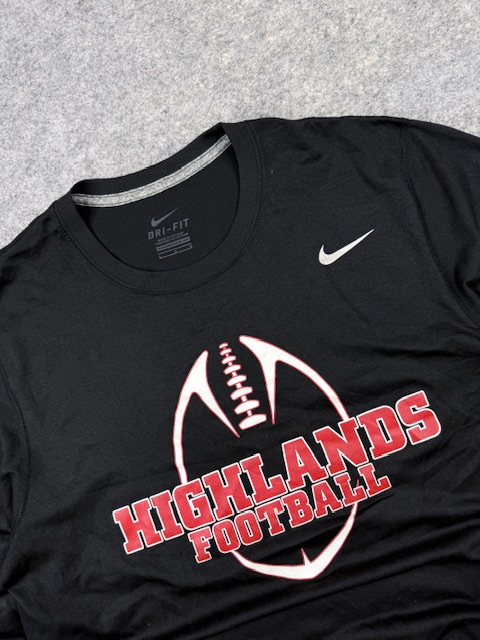 Nike Dri-FIT Highlands Football Graphic Long Sleeve T-Shirt L Black Nike Dri-FIT Highlands Football Graphic Long Sleeve T-Shirt L Black - Image 2