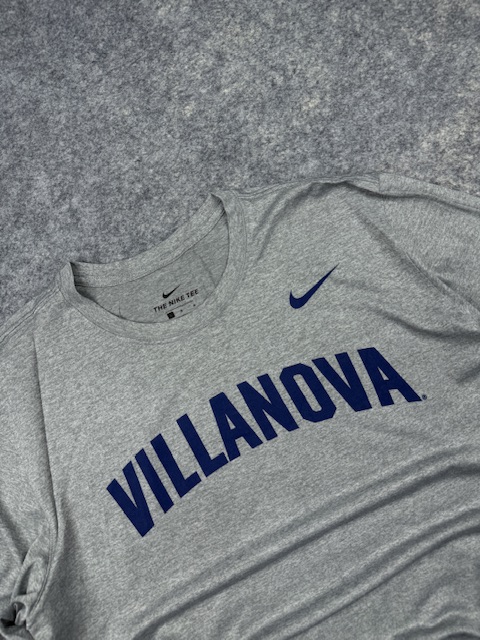 Nike Dri-FIT Villanova Graphic Long Sleeve T-Shirt L Grey Nike Dri-FIT Villanova Graphic Long Sleeve T-Shirt L Grey - Image 2