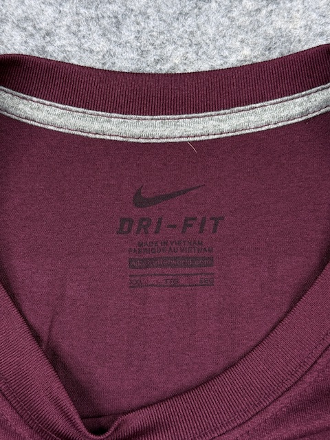 Nike Dri-FIT Thomas Dale Football Graphic Long Sleeve T-Shirt XXL/3XL Nike Dri-FIT Thomas Dale Football Graphic Long Sleeve T-Shirt XXL/3XL - Image 3