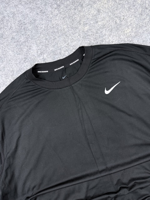 Nike Running Dri-FIT Long Sleeve – XXL Oversized Women Nike Running Dri-FIT Long Sleeve – XXL Oversized Women