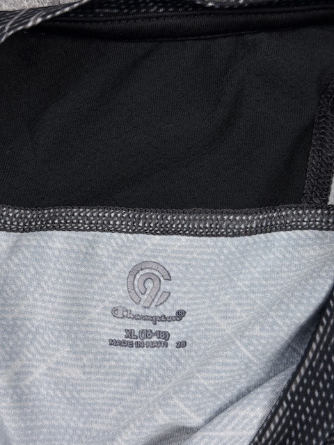 Champion all-over print compression base layer – black/grey Champion All-Over Print Compression Base Layer – Black/Grey - Image 3