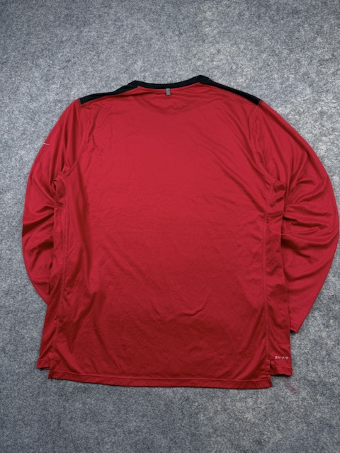 Nike running dri-fit performance long sleeve – red/black | 3xl Nike Running Dri-FIT Performance Long Sleeve – Red/Black | 3XL - Image 4