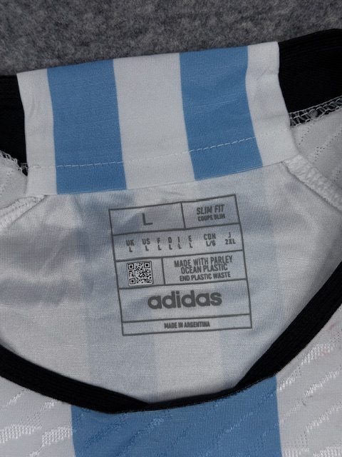 Argentina adidas 2022 World Cup Home Jersey L Argentina adidas 2022 World Cup Home Jersey L - Image 3