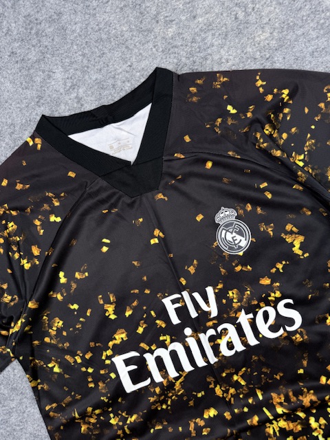 Real Madrid Adidas Third Football Shirt Black Gold Fly Emirates Jersey – M Real Madrid Adidas Third Football Shirt Black Gold Fly Emirates Jersey – M - Image 2