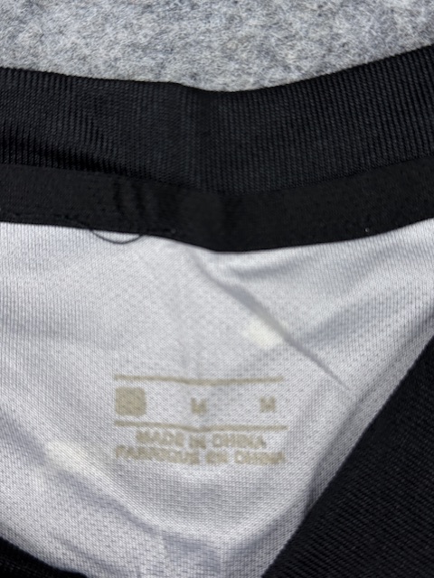 Real Madrid Adidas Third Football Shirt Black Gold Fly Emirates Jersey – M Real Madrid Adidas Third Football Shirt Black Gold Fly Emirates Jersey – M - Image 3
