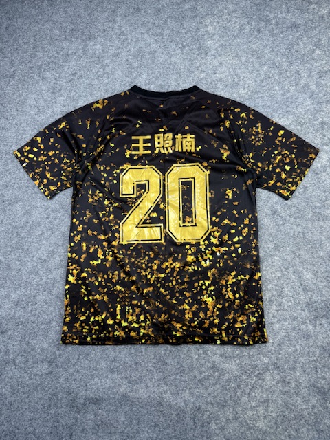 Real Madrid Adidas Third Football Shirt Black Gold Fly Emirates Jersey – M Real Madrid Adidas Third Football Shirt Black Gold Fly Emirates Jersey – M - Image 4