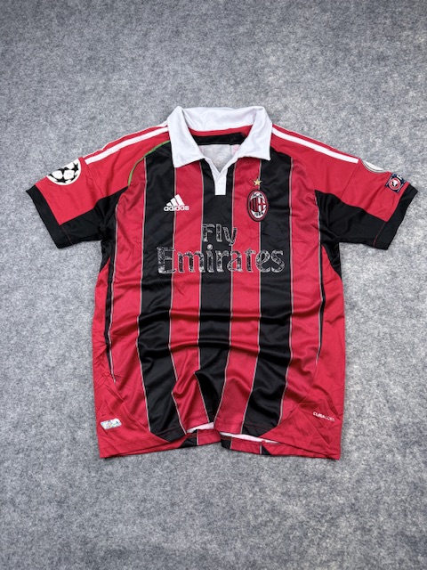AC Milan El Shaarawy #92 Adidas Vintage Football Jersey M/L AC Milan El Shaarawy #92 Adidas Vintage Football Jersey M/L