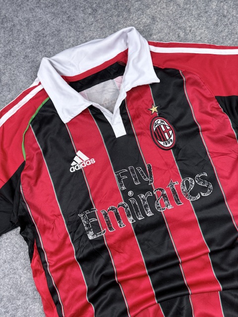 AC Milan El Shaarawy #92 Adidas Vintage Football Jersey M/L AC Milan El Shaarawy #92 Adidas Vintage Football Jersey M/L - Image 2