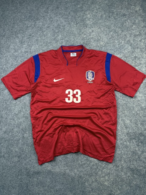 South Korea Nike Vintage Football Jersey #33 Cho J H XL South Korea Nike Vintage Football Jersey #33 Cho J H XL