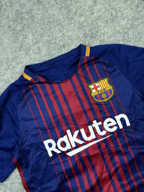 FC Barcelona Messi #10 Football Jersey Size XS – Blue & Red FC Barcelona Messi #10 Football Jersey Size XS – Blue & Red - Image 2