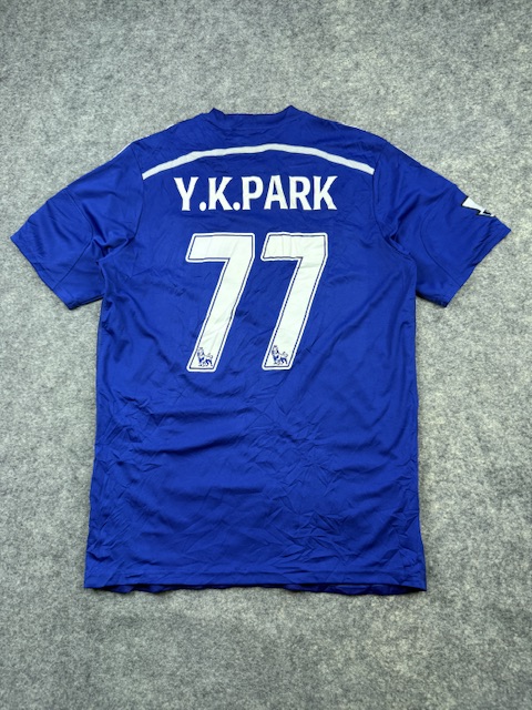Chelsea FC Y.K. Park #77 Football Jersey – Size L Chelsea FC Y.K. Park #77 Football Jersey – Size L - Image 4