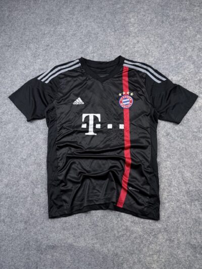 Adidas Bayern Munich Black Football Jersey – M/L