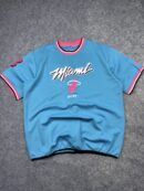 Miami Heat Dwyane Wade #3 Graphic Basketball T-Shirt – 4XL Oversized