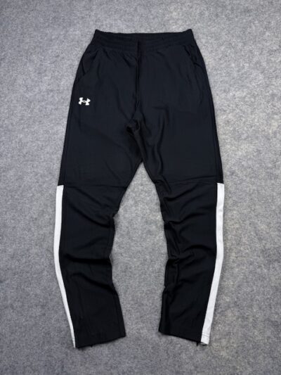 Under Armour Track Pants Men’s Size M – Black Fitted Training Joggers with White Side Panels & Ankle Zippers