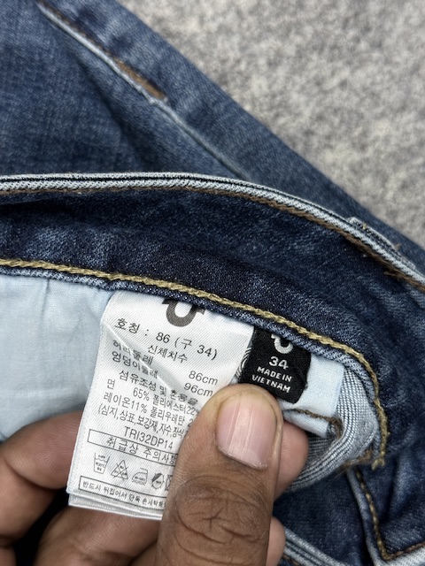 Authentic True Religion Ricky Slim Straight Denim Jeans - Medium Blue Wash | Size W32 Authentic True Religion Ricky Slim Straight Denim Jeans - Medium Blue Wash | Size W32 - Image 4