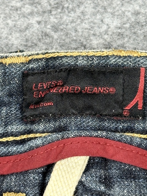 Authentic Vintage Levi's Engineered Jeans (LEJ) Twisted 3D Denim - Medium Wash | Size W32 Authentic Vintage Levi's Engineered Jeans (LEJ) Twisted 3D Denim - Medium Wash | Size W32 - Image 4
