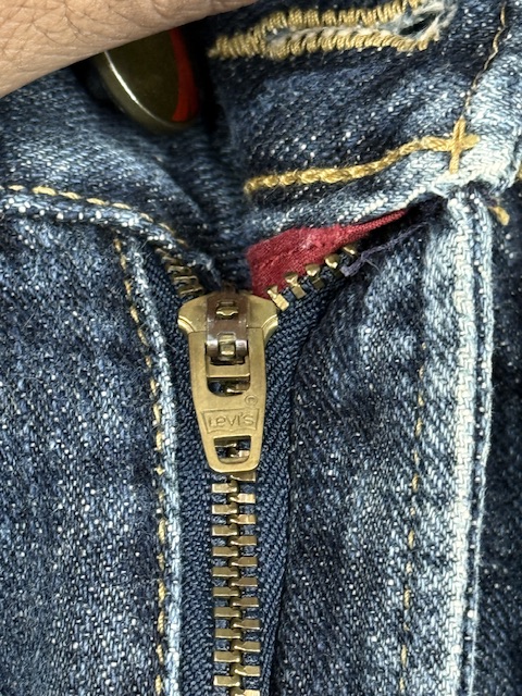 Authentic Vintage Levi's Engineered Jeans (LEJ) Twisted 3D Denim - Medium Wash | Size W32 Authentic Vintage Levi's Engineered Jeans (LEJ) Twisted 3D Denim - Medium Wash | Size W32 - Image 5