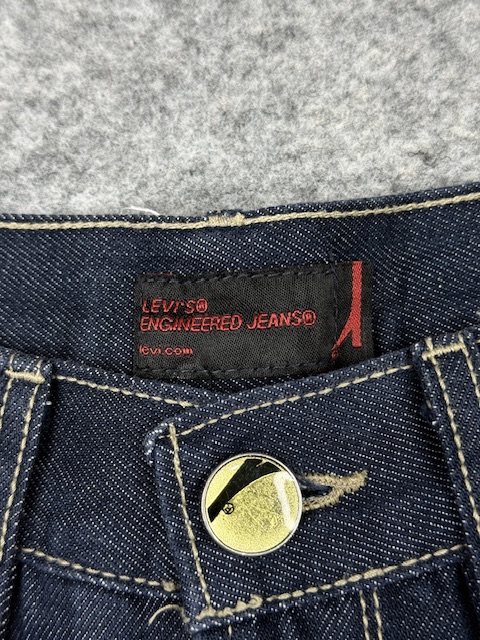 Authentic Pre-Loved Levi's Engineered Jeans (LEJ) Twisted 3D Denim - Dark Indigo | Size W30 Authentic Pre-Loved Levi's Engineered Jeans (LEJ) Twisted 3D Denim - Dark Indigo | Size W30 - Image 3