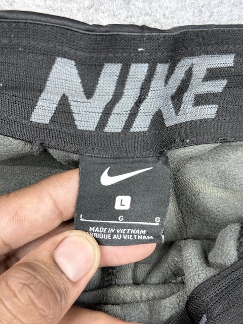 Nike Black Tech Fleece Joggers – Size L Nike Black Tech Fleece Joggers – Size L - Image 3
