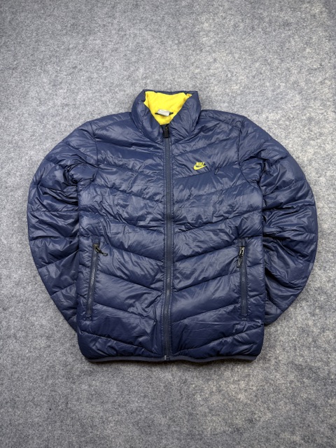 Nike Sportswear Down Fill Puffer Jacket – Size S Nike Sportswear Down Fill Puffer Jacket – Size S
