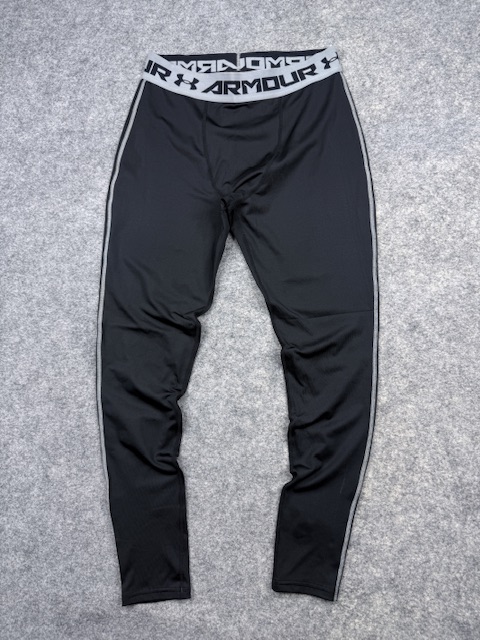 Under Armour Black Compression Leggings / Base Layer Tights – Size XL