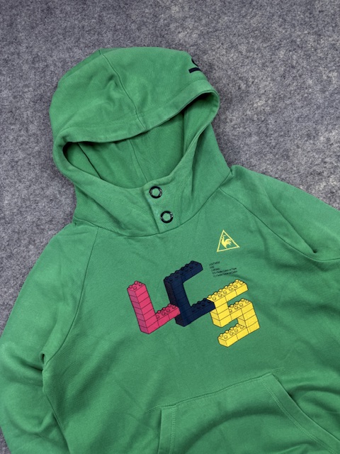 Authentic Pre-Loved Le Coq Sportif Graphic Button-Collar Hoodie - Green/Multicolor | Size S Authentic Pre-Loved Le Coq Sportif Graphic Button-Collar Hoodie - Green/Multicolor | Size S - Image 2